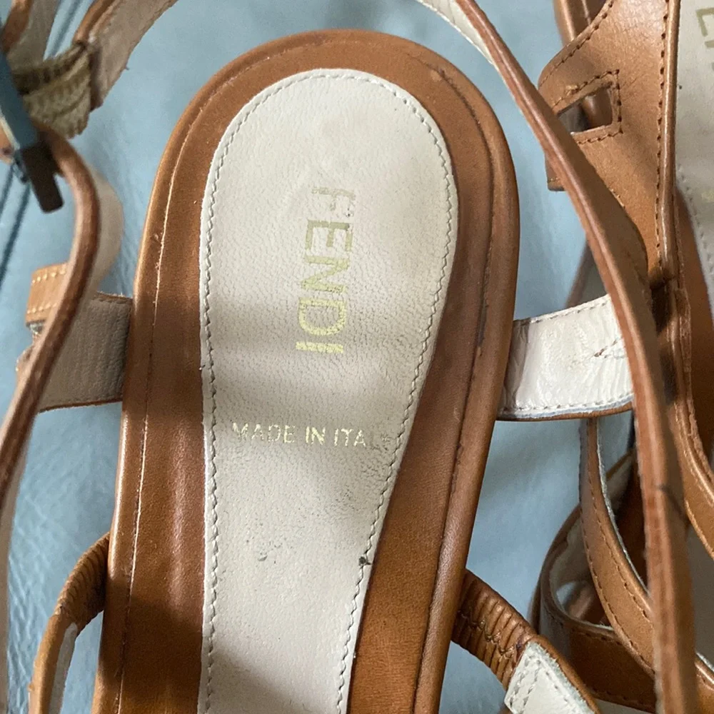 ❌SOLD❌FENDI Scotch Brown Sling Back Heels🤍🧡🤍 - Picture 6 of 13